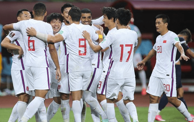 今晚意大利杯传出新动向,托特纳姆伤情更新,管理层表态——震撼外界,赛程密集仍需轮换的简单介绍 今晚意大利杯传出新动向,托特纳姆伤情更新,管理层表态——震撼外界,赛程密集仍需轮换的简单介绍